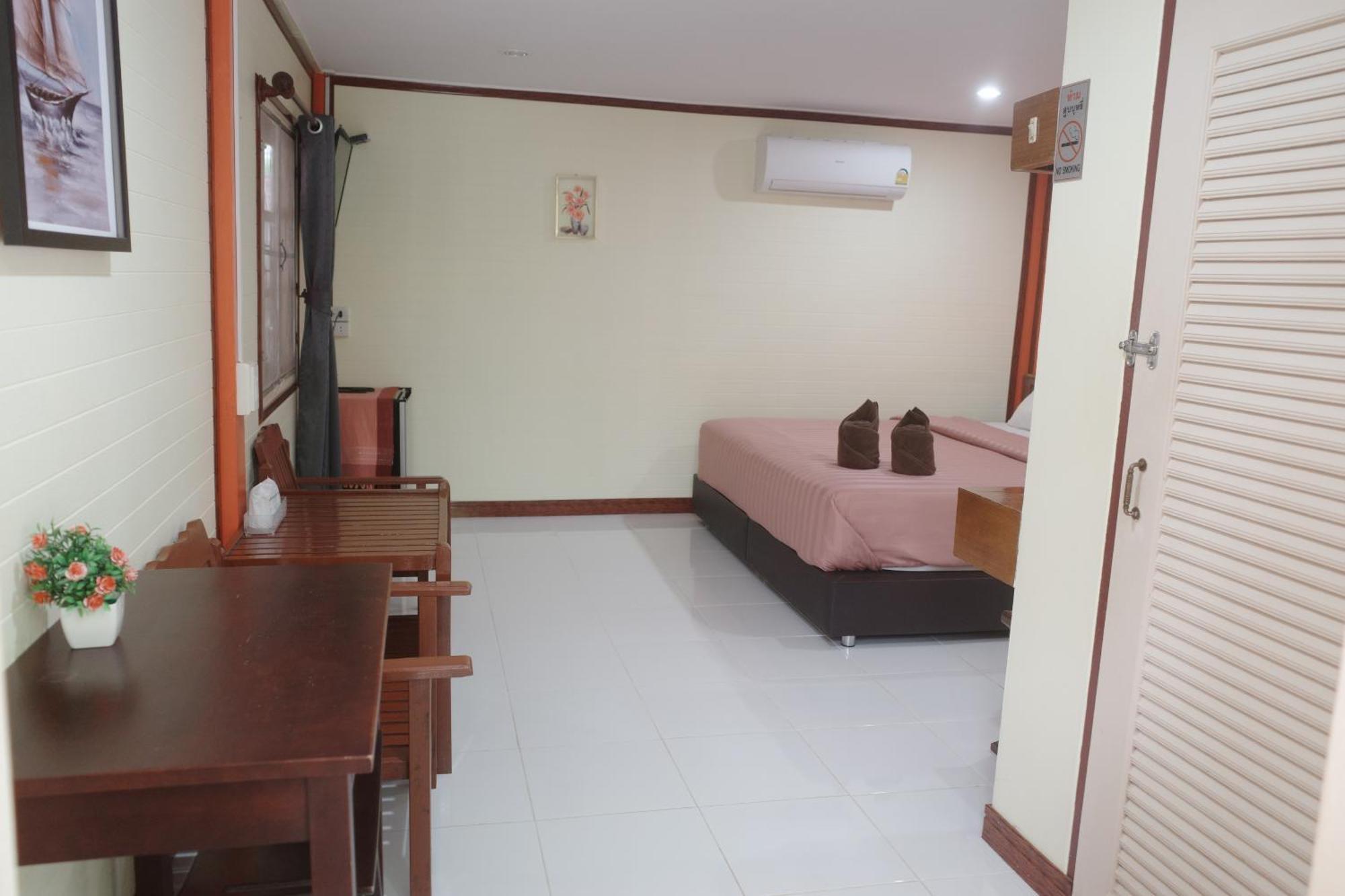 ホテル Haad Somboon House バンサパン エクステリア 写真