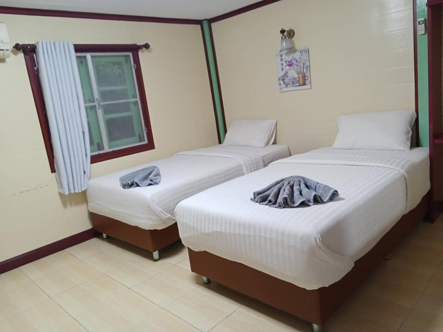 ホテル Haad Somboon House バンサパン エクステリア 写真
